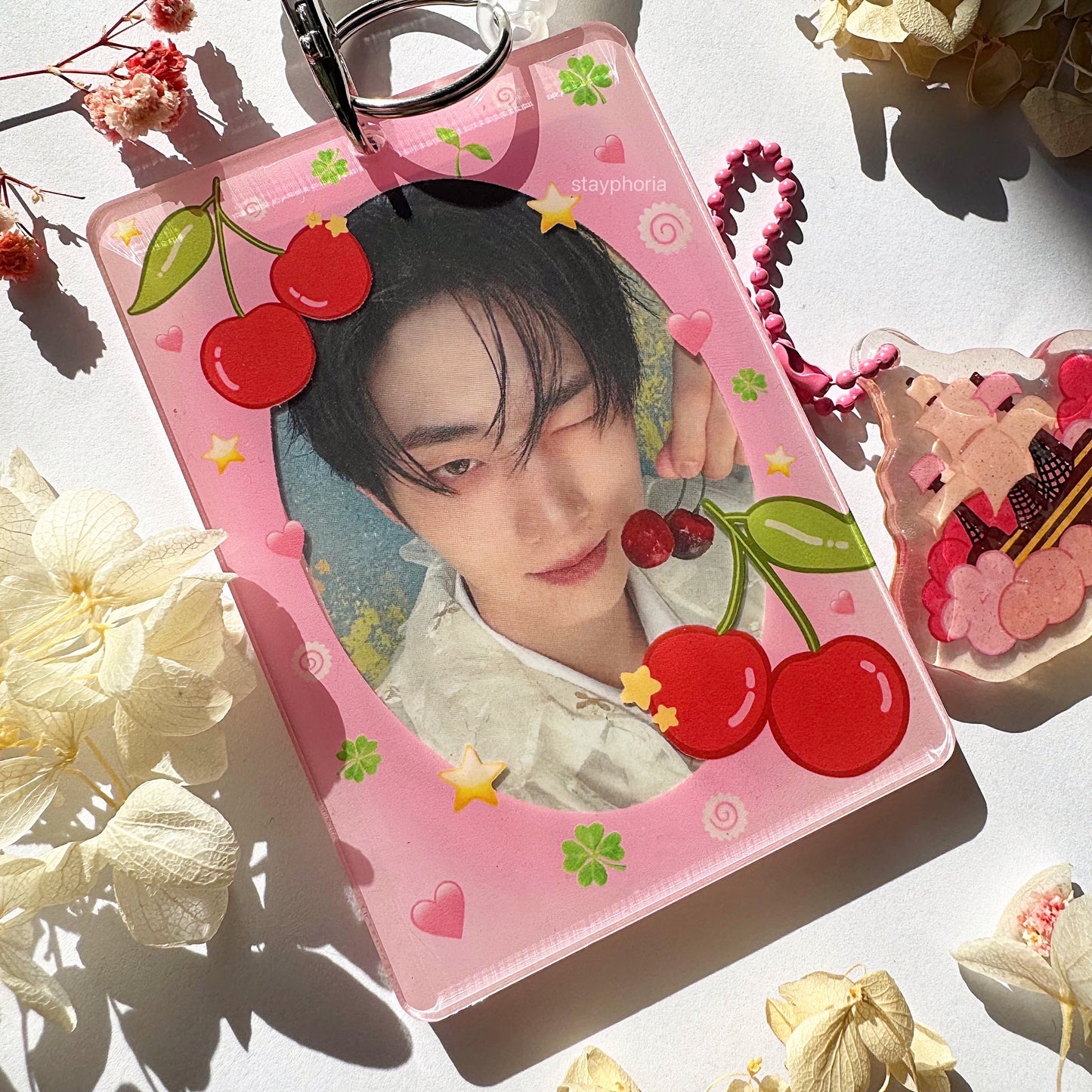 »CHERRY CHERRY« ACRYLIC PHOTOCARD HOLDER