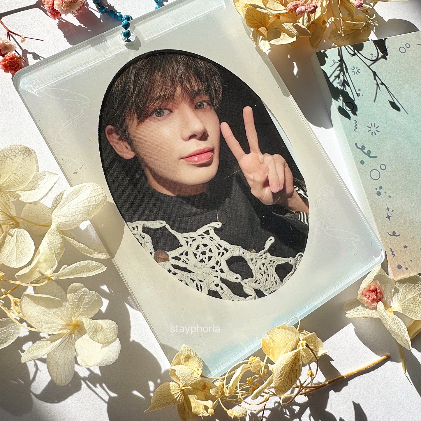 »ACT: PROMISE« ACRYLIC PHOTOCARD HOLDER