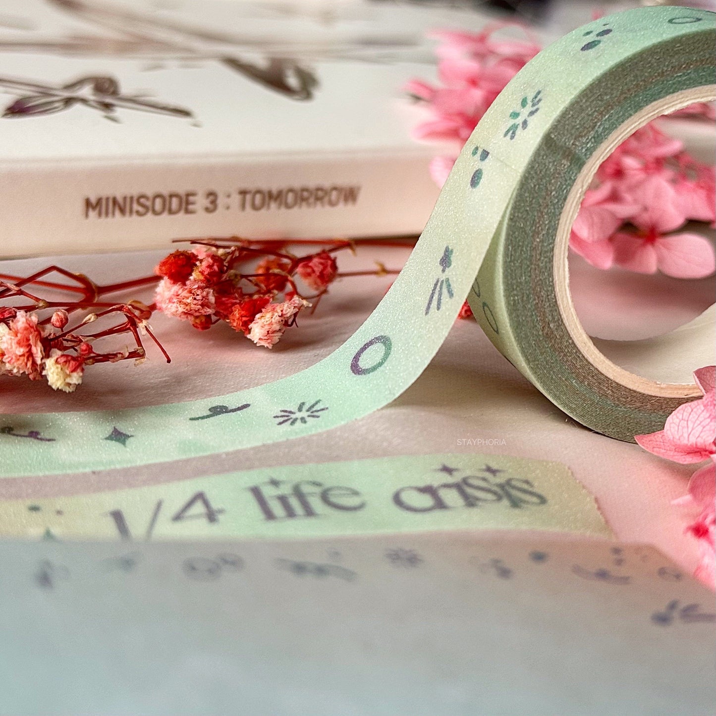 »1/4 LIFE CRISIS« STATIONERY SET