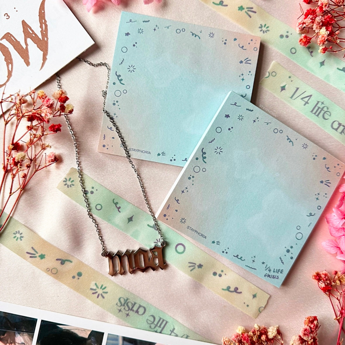 »1/4 LIFE CRISIS« STATIONERY SET