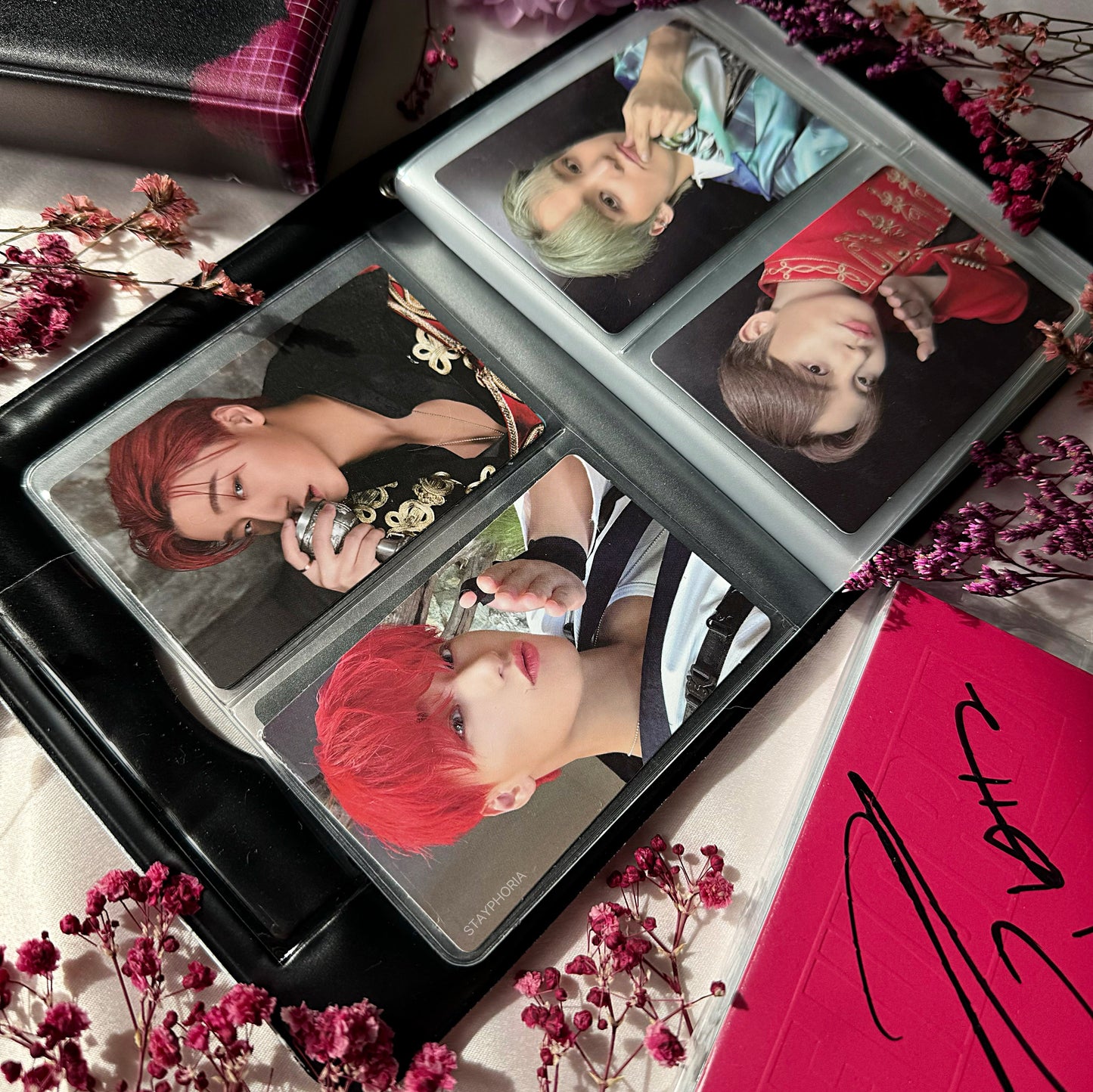 »CRAZY FORM« PHOTOCARD BINDER