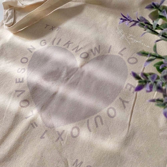 »0X1=LOVESONG« TOTE BAG