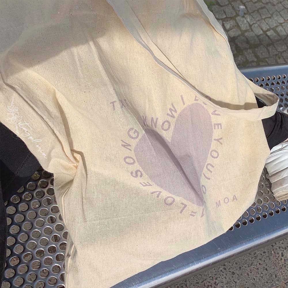 »0X1=LOVESONG« TOTE BAG