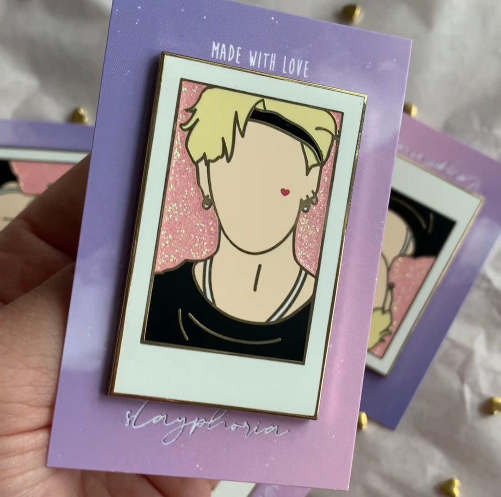 »I Am You — Bang Chan« Polaroid Enamel Pin