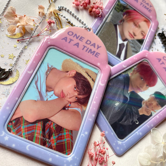 »ONE DAY AT A TIME« PHOTOCARD HOLDER