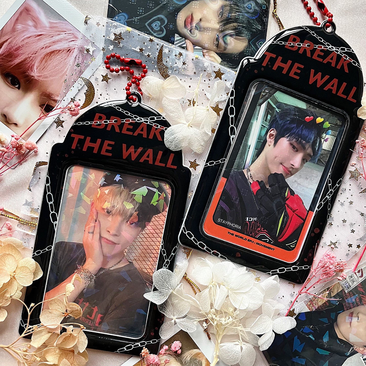 »GUERRILLA« PHOTOCARD HOLDER